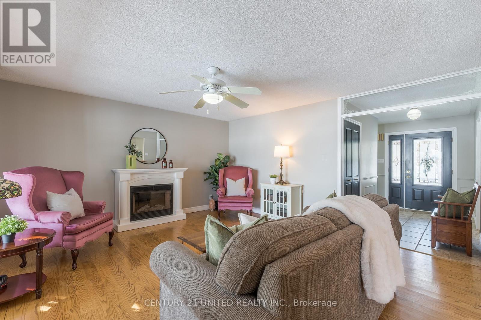 1 Lakeshore Boulevard, Selwyn, Ontario  K0L 1T0 - Photo 15 - X12806356