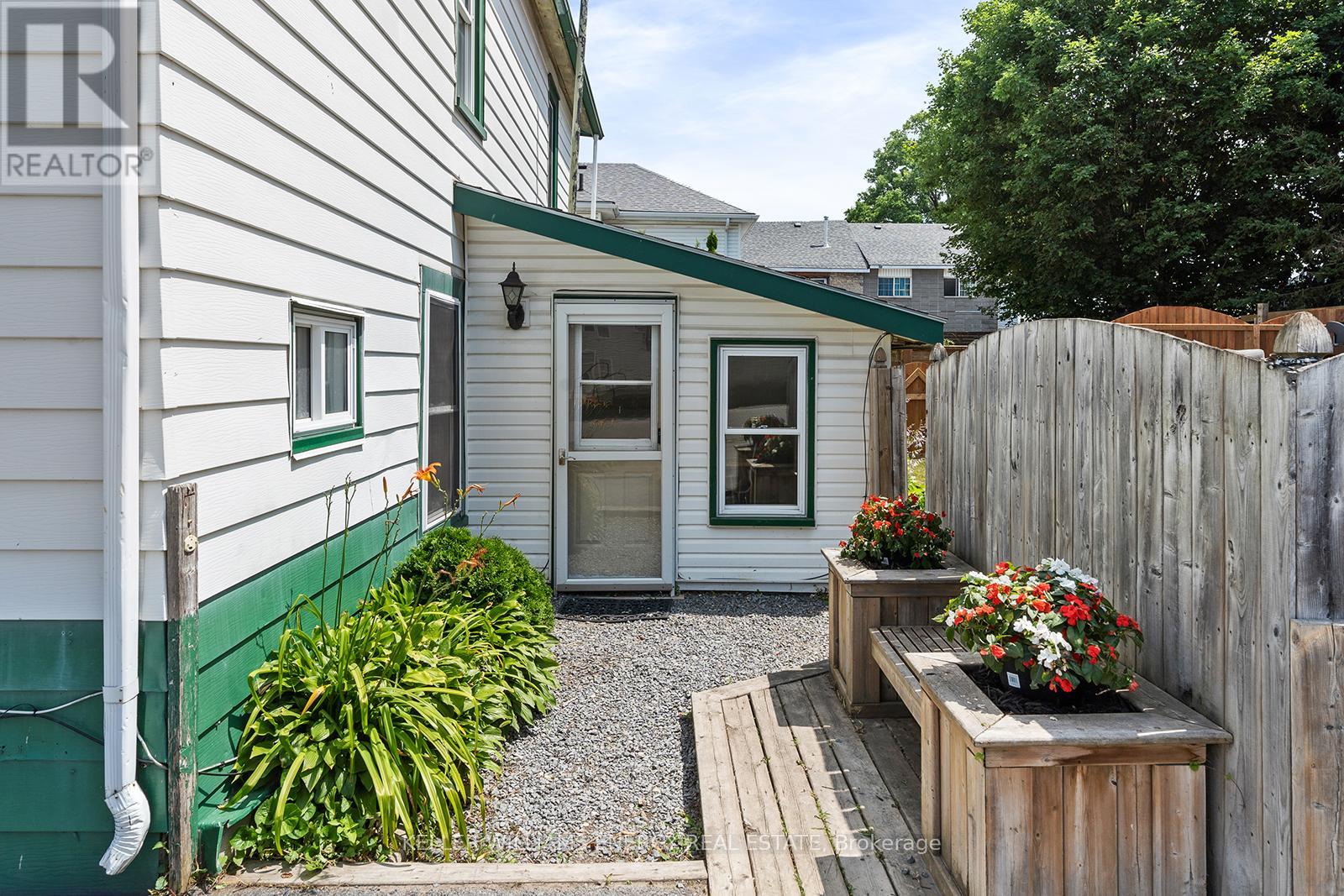 58-60 Picton Main Street, Prince Edward County, Ontario  K0K 2T0 - Photo 28 - X12840998