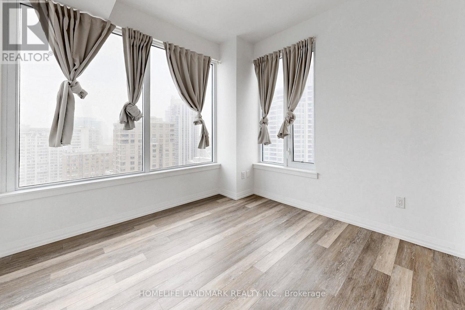 2316 - 75 Canterbury Place, Toronto, Ontario  M2N 0L2 - Photo 11 - C12972270