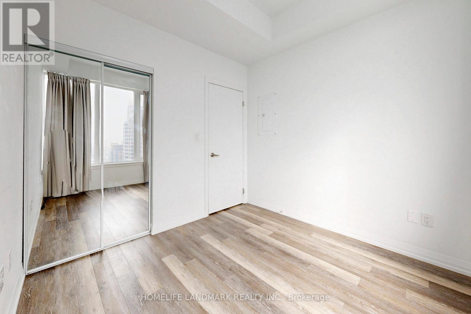 2316 - 75 Canterbury Place, Toronto, Ontario  M2N 0L2 - Photo 18 - C12972270