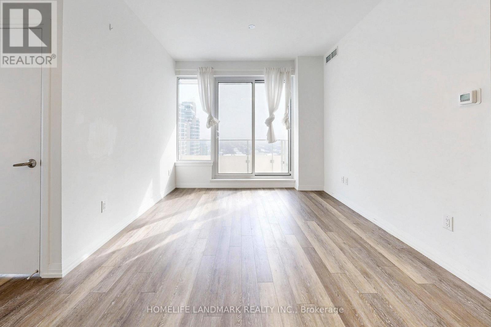 2316 - 75 Canterbury Place, Toronto, Ontario  M2N 0L2 - Photo 6 - C12972270