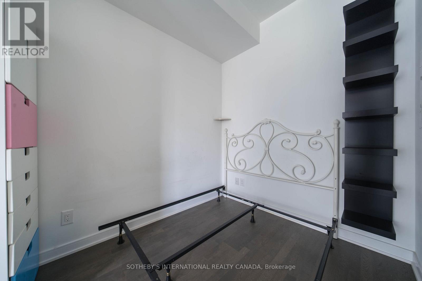 502 - 57 St Joseph Street, Toronto, Ontario  M5S 0C5 - Photo 13 - C12972298