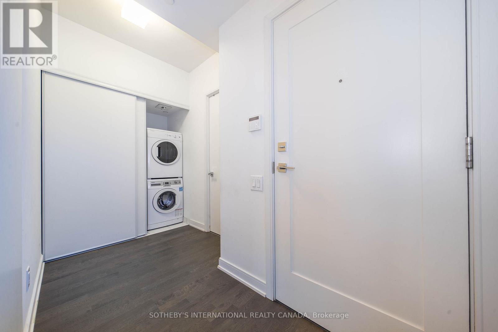 502 - 57 St Joseph Street, Toronto, Ontario  M5S 0C5 - Photo 4 - C12972298