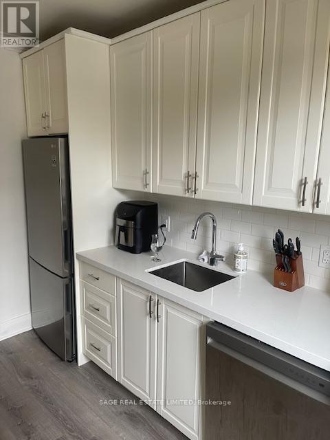 1 - 5 Lonsdale Road, Toronto, Ontario  M4V 1W4 - Photo 6 - C12972326