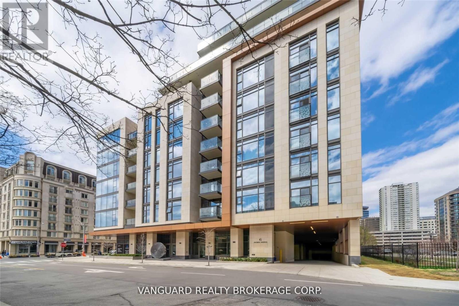 213 - 6 JACKES AVENUE, Toronto, Ontario