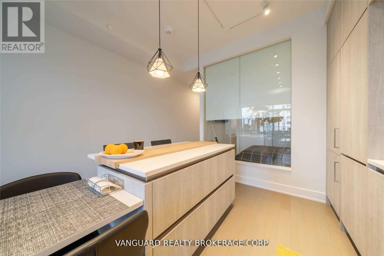 213 - 6 Jackes Avenue, Toronto, Ontario  M4T 0A5 - Photo 12 - C12972328