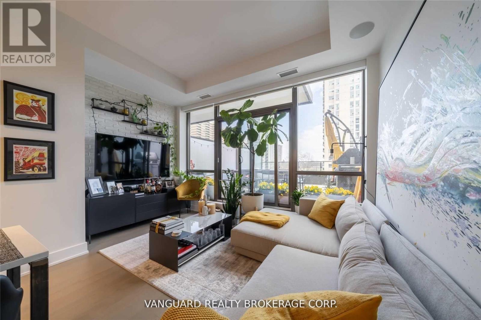 213 - 6 Jackes Avenue, Toronto, Ontario  M4T 0A5 - Photo 17 - C12972328