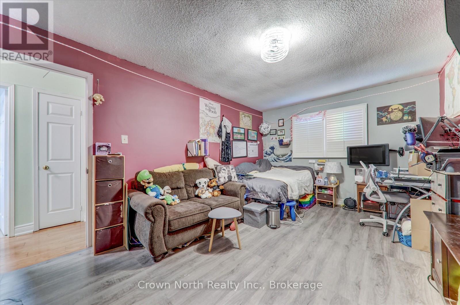 17 Plumrose Boulevard, Toronto, Ontario  M1E 5E8 - Photo 25 - E12972330