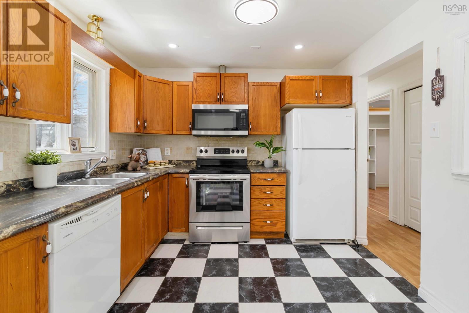 146 Hirandale Crescent, Cole Harbour, Nova Scotia  B2W 6H3 - Photo 13 - 202604175