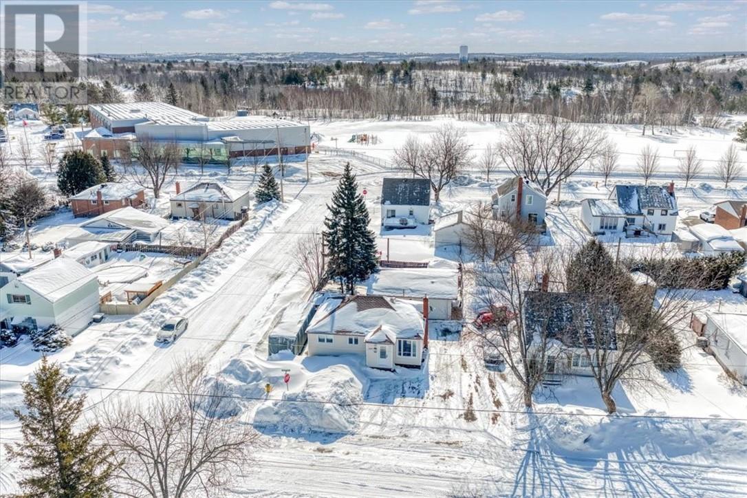 249 7th Avenue, Lively, Ontario  P3Y 1M2 - Photo 1 - 2127029