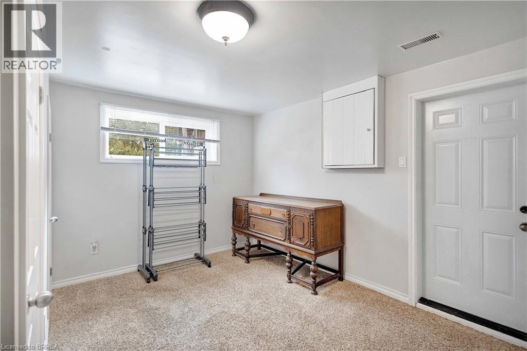 170 Paris Road, Brantford, Ontario  N3R 6M4 - Photo 24 - 40816347