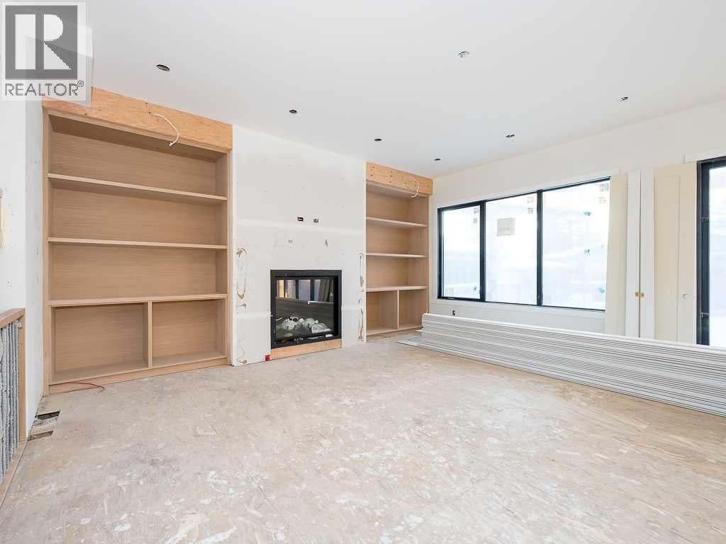 15 42 Street Sw, Calgary, Alberta  T3C 1Y2 - Photo 5 - A2276766