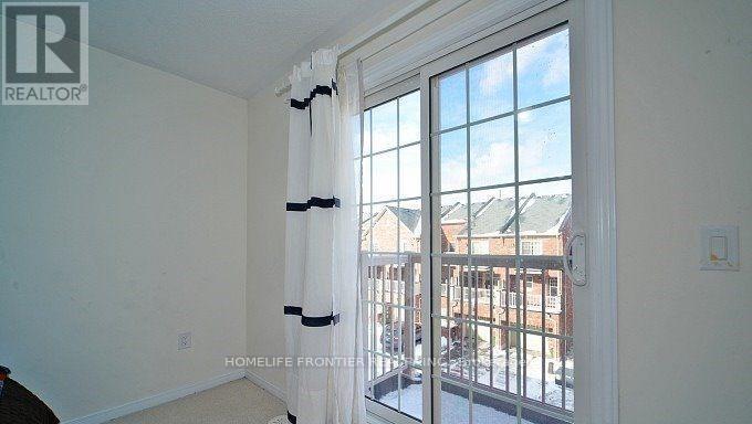 32 Truchard Avenue, Markham, Ontario  L6C 0N2 - Photo 16 - N12972254