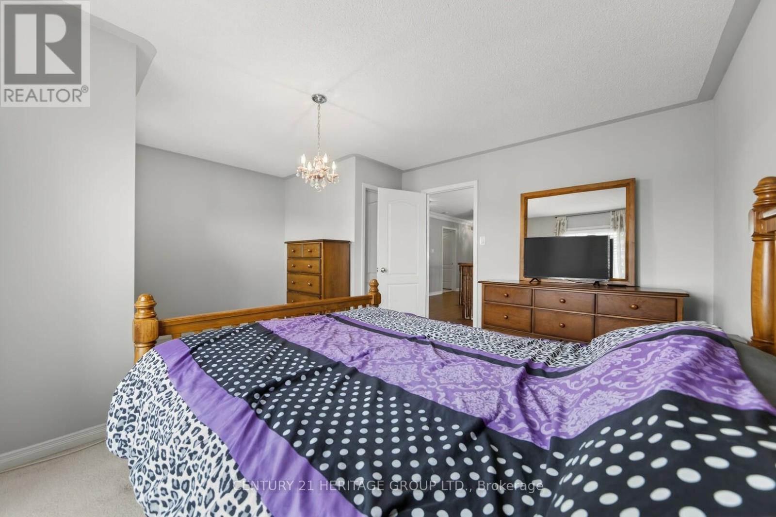 154 Richardson Crescent, Bradford West Gwillimbury (Bradford), Ontario  L3Z 0N5 - Photo 25 - N12972306