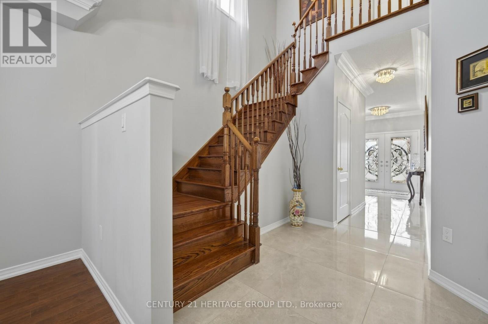 154 Richardson Crescent, Bradford West Gwillimbury (Bradford), Ontario  L3Z 0N5 - Photo 5 - N12972306