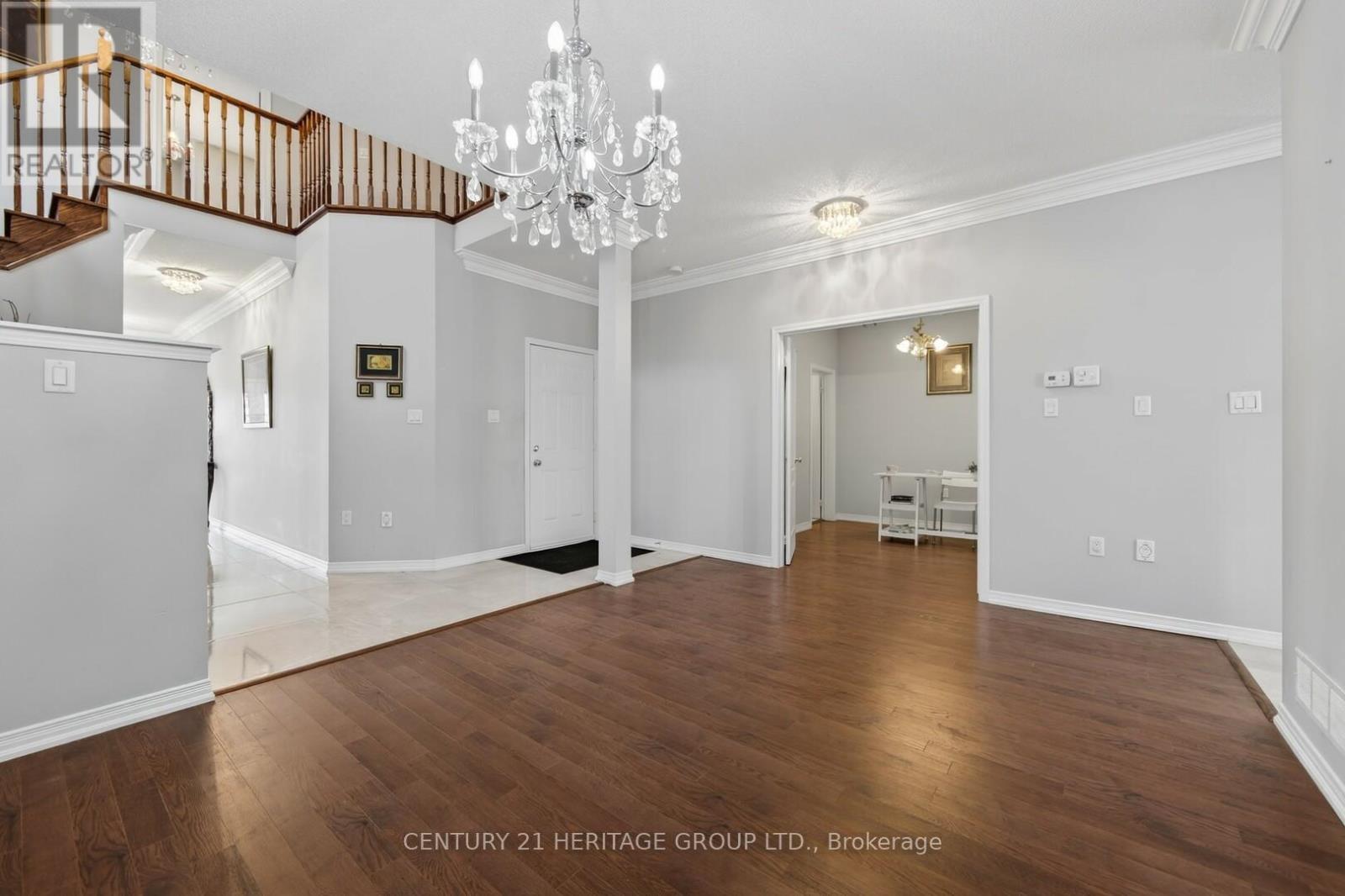 154 Richardson Crescent, Bradford West Gwillimbury (Bradford), Ontario  L3Z 0N5 - Photo 7 - N12972306