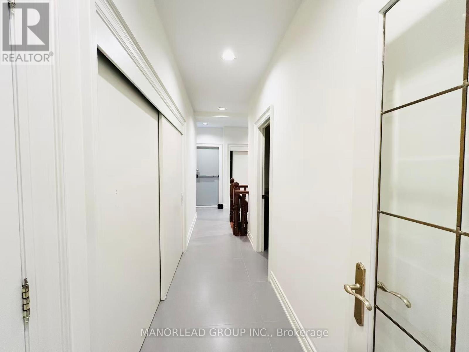 270 GREENBROOKE DRIVE - Photo 17