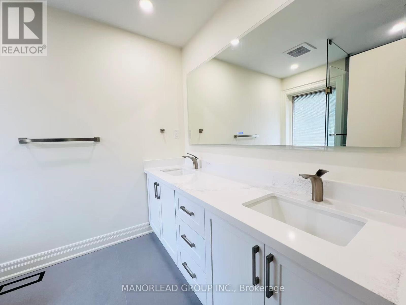 270 GREENBROOKE DRIVE - Photo 31