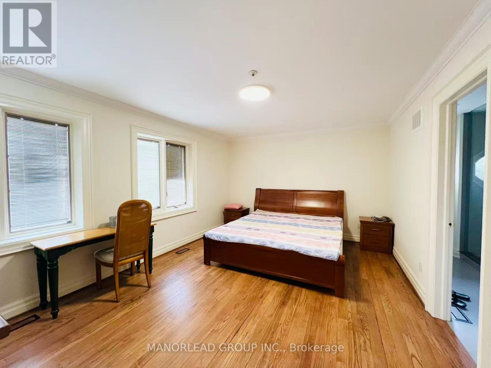 270 GREENBROOKE DRIVE - Photo 35