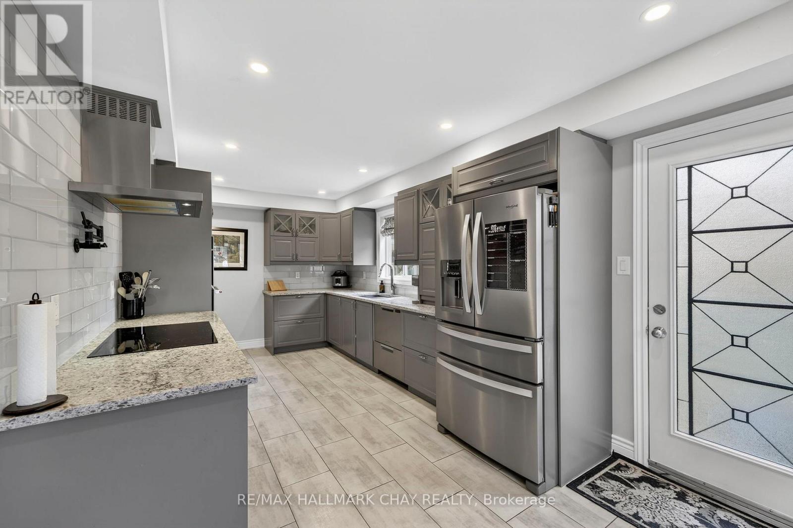 19 Smith Street, New Tecumseth, Ontario  L9R 1Z0 - Photo 14 - N12972342