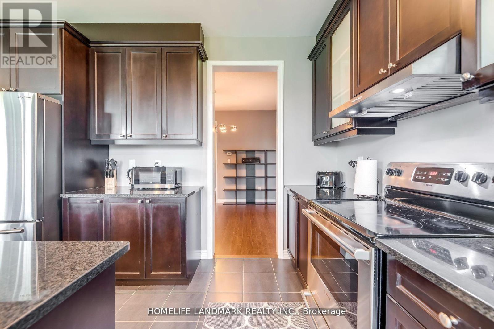 186 Degraaf Crescent, Aurora, Ontario  L4G 0X1 - Photo 15 - N12972346