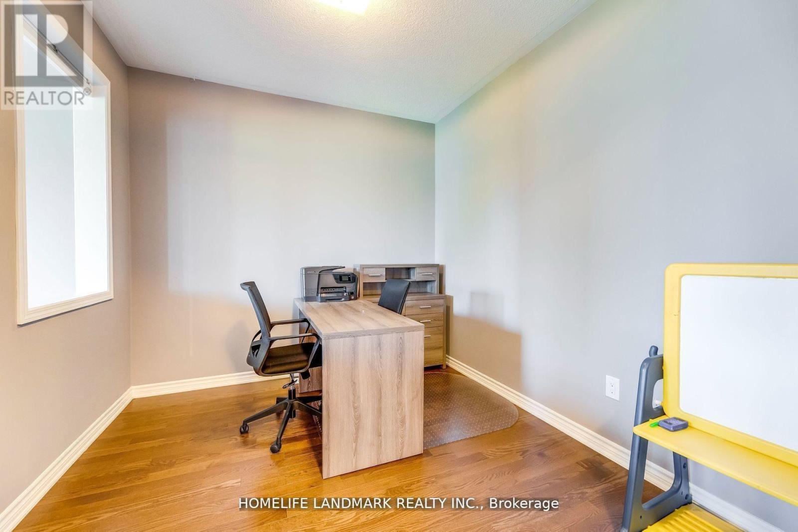 186 Degraaf Crescent, Aurora, Ontario  L4G 0X1 - Photo 18 - N12972346