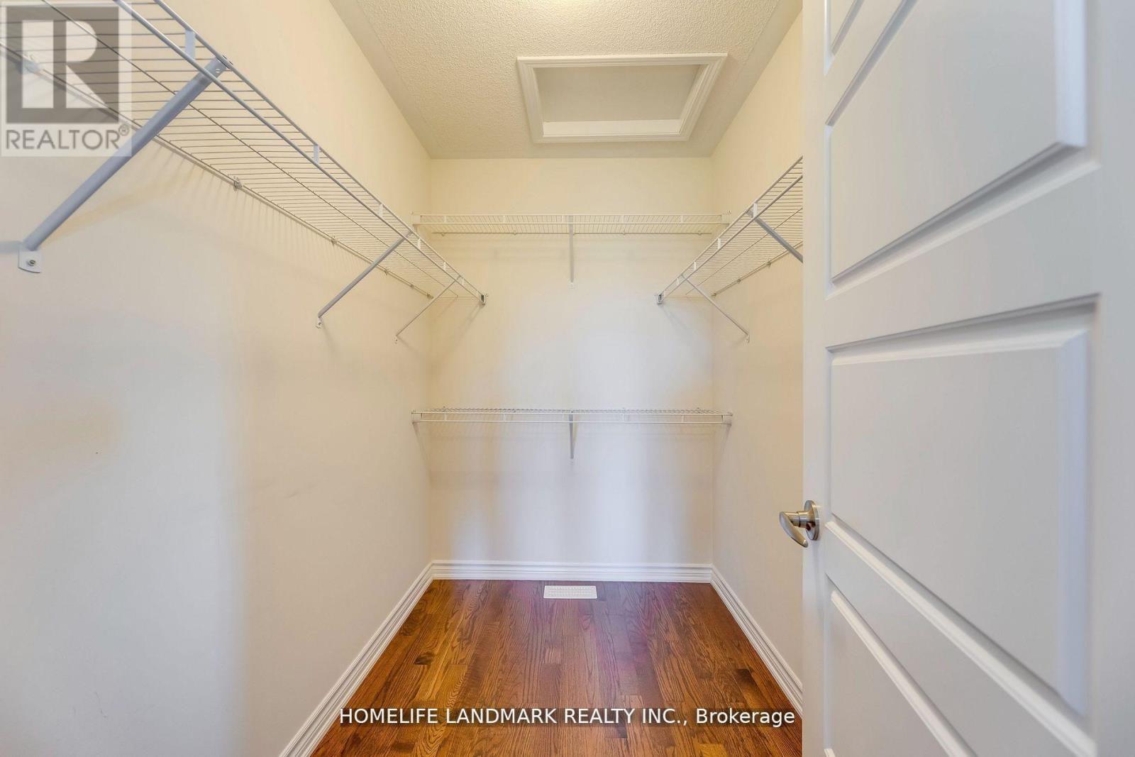 186 Degraaf Crescent, Aurora, Ontario  L4G 0X1 - Photo 26 - N12972346