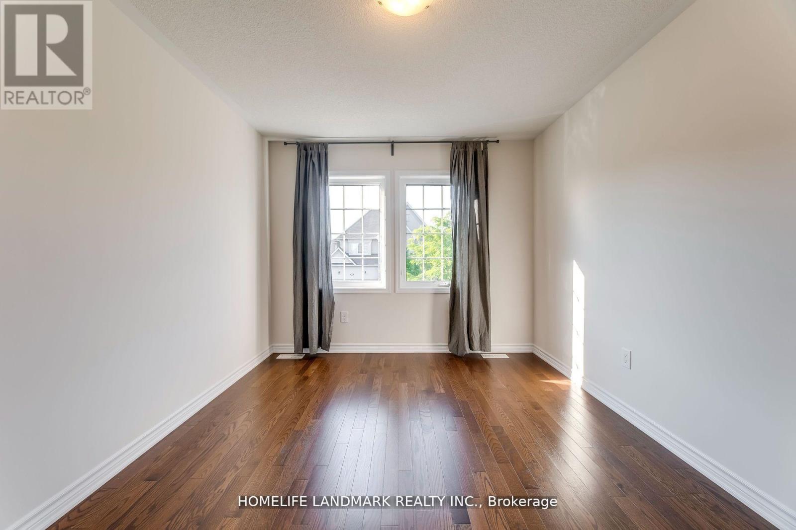 186 Degraaf Crescent, Aurora, Ontario  L4G 0X1 - Photo 29 - N12972346