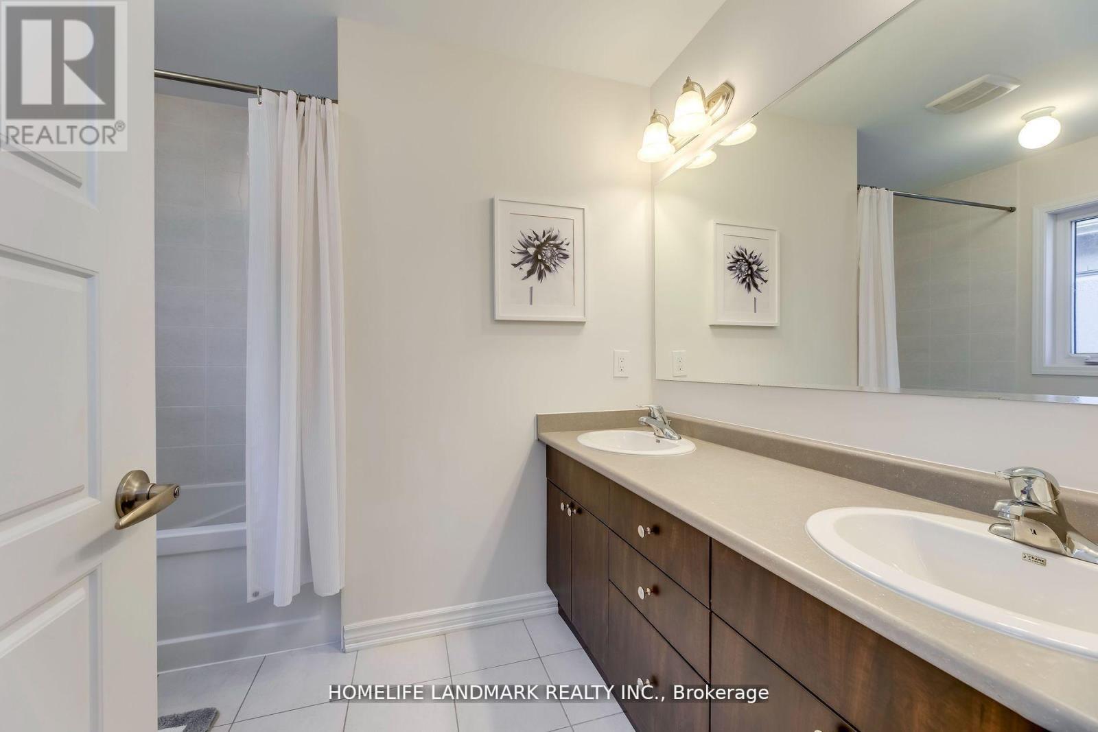 186 Degraaf Crescent, Aurora, Ontario  L4G 0X1 - Photo 31 - N12972346