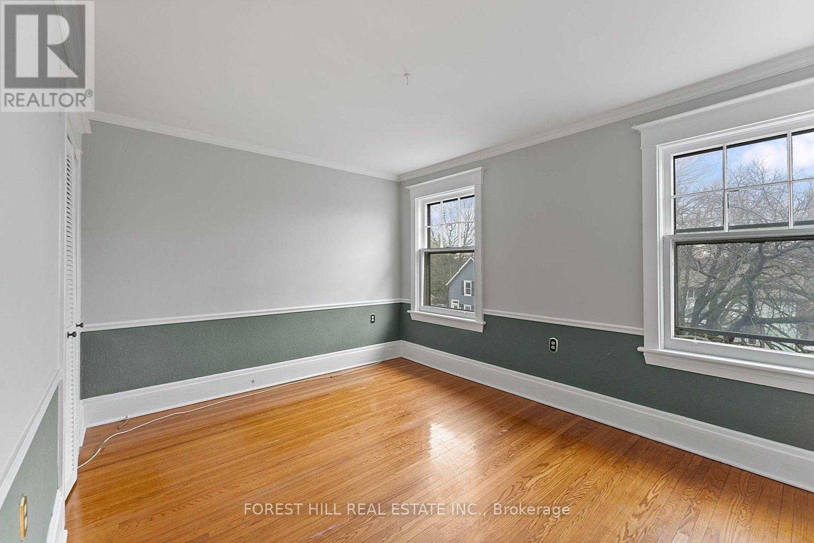 Upper - 36 Arnold Crescent, Richmond Hill, Ontario  L4C 3R5 - Photo 19 - N12972374