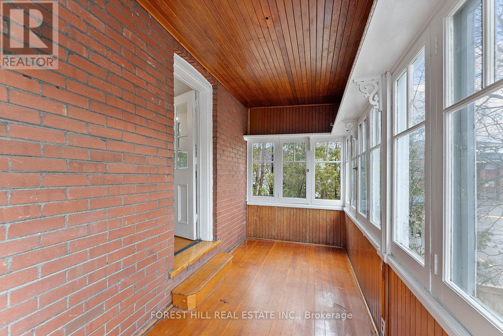 Upper - 36 Arnold Crescent, Richmond Hill, Ontario  L4C 3R5 - Photo 29 - N12972374