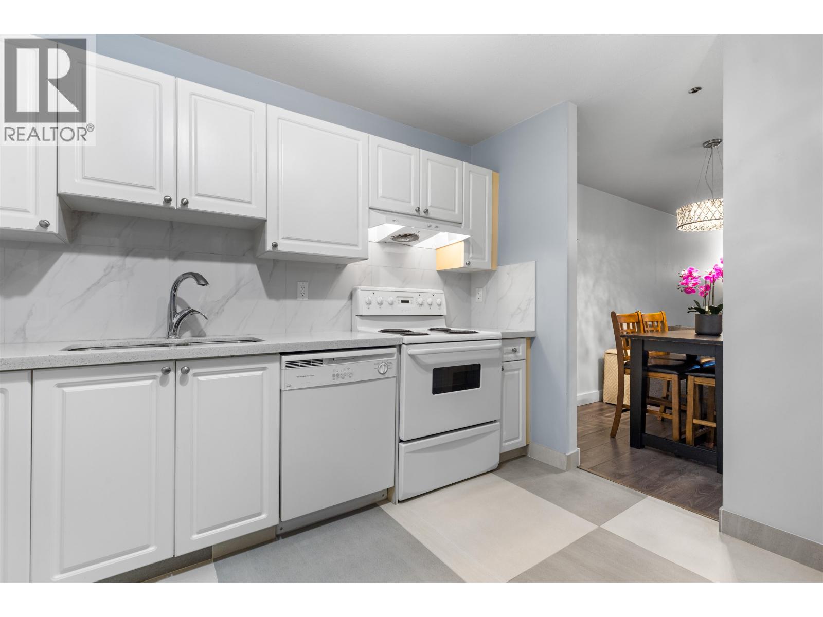 502 1310 Cariboo Street, New Westminster, British Columbia  V3M 1X2 - Photo 7 - R3108524