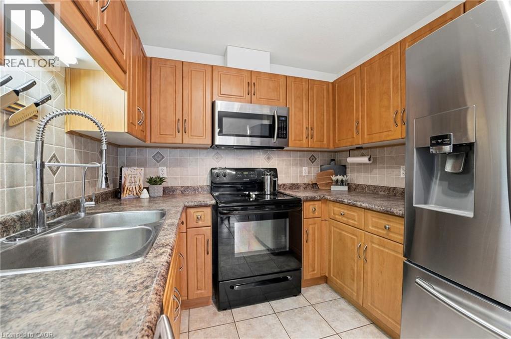 34 Porchlight Drive, Elmira, Ontario  N3B 3M7 - Photo 8 - 40815553