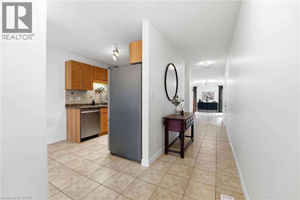 34 Porchlight Drive, Elmira, Ontario  N3B 3M7 - Photo 6 - 40815553