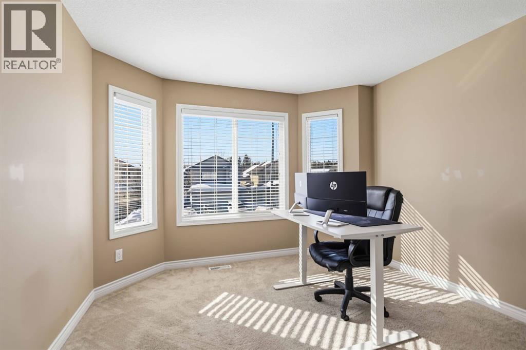 446 Walnut Crescent, Fort Mcmurray, Alberta  T9H 4T4 - Photo 28 - A2298614