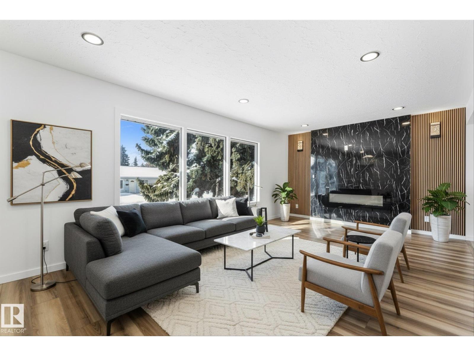 13116 128a Av Nw, Edmonton, Alberta  T5L 3H9 - Photo 2 - E4479545