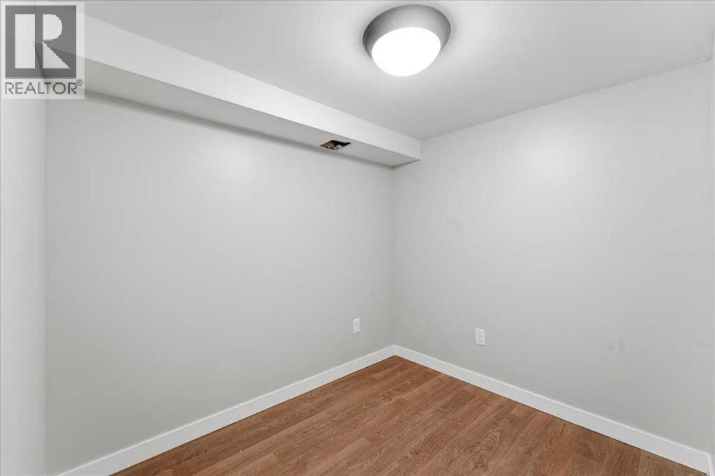 34 Everoak Gardens SW, Calgary, Alberta  T2Y 0E2 - Photo 40 - A2298037