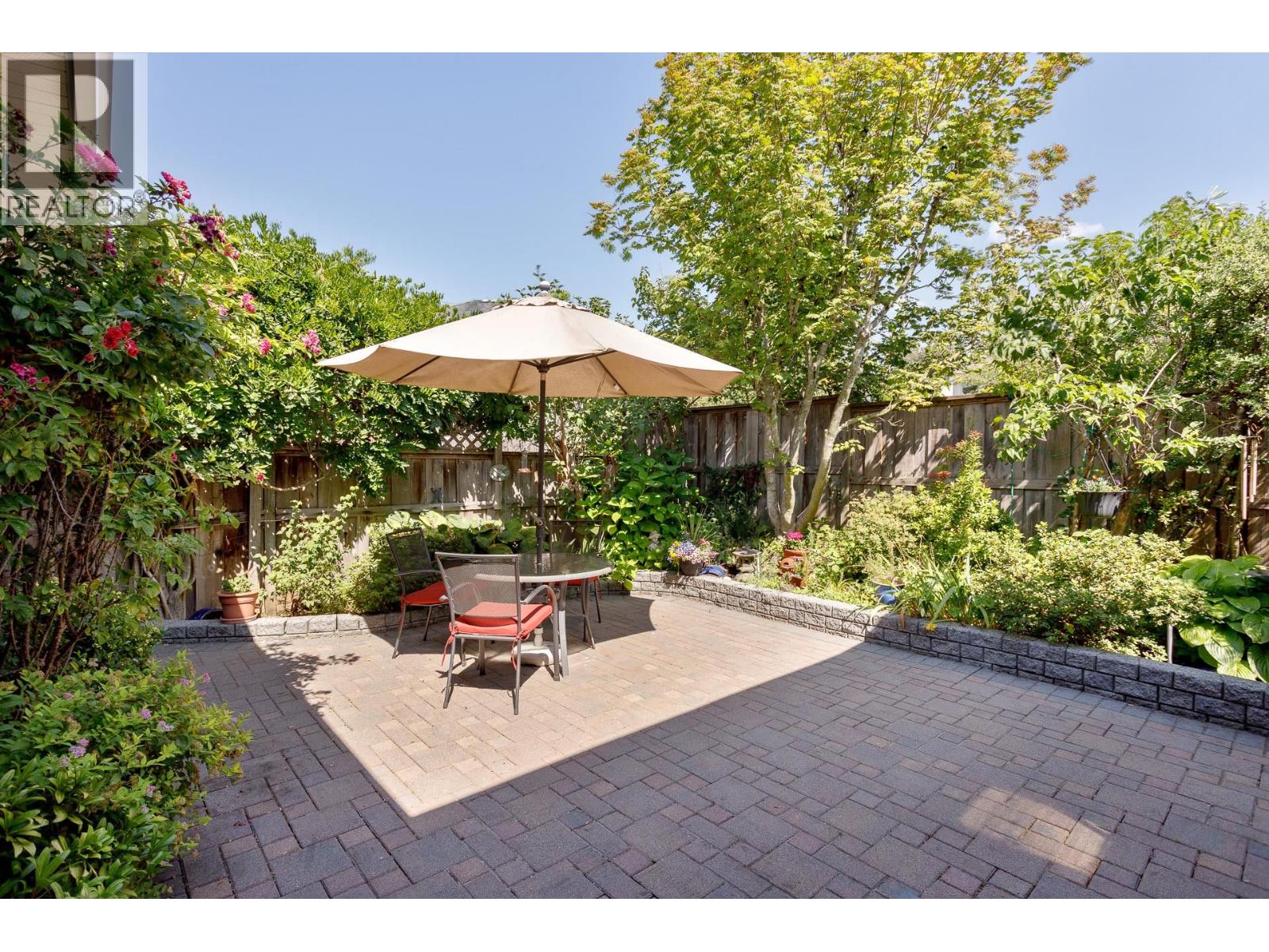 1625 Mchugh Close, Port Coquitlam, British Columbia  V3C 6E1 - Photo 3 - R3105977