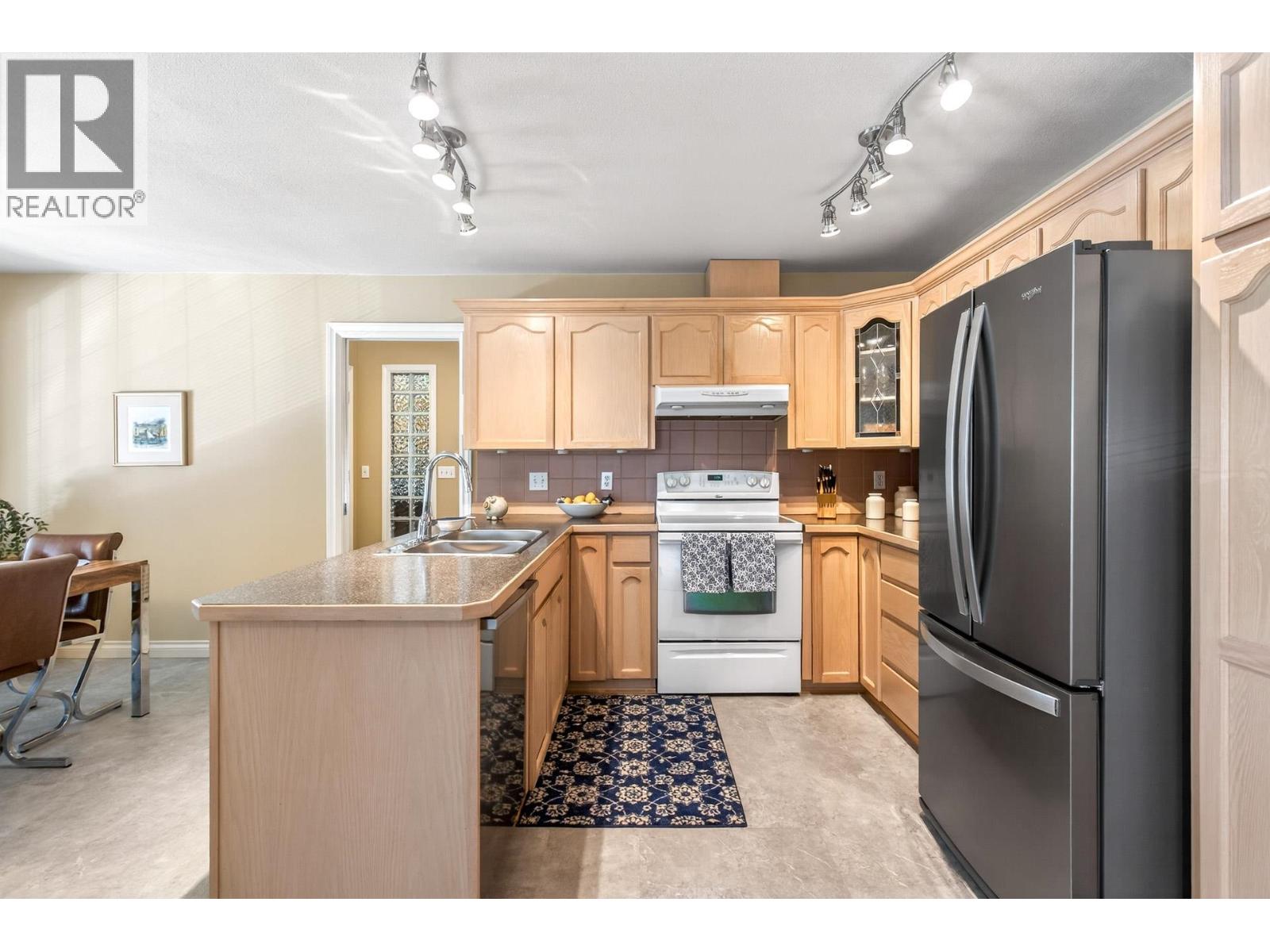 1625 Mchugh Close, Port Coquitlam, British Columbia  V3C 6E1 - Photo 10 - R3105977