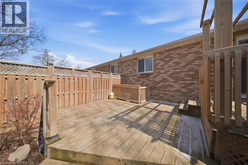 10 Clara Crescent, Brantford, Ontario  N3S 7C7 - Photo 35 - 40815330