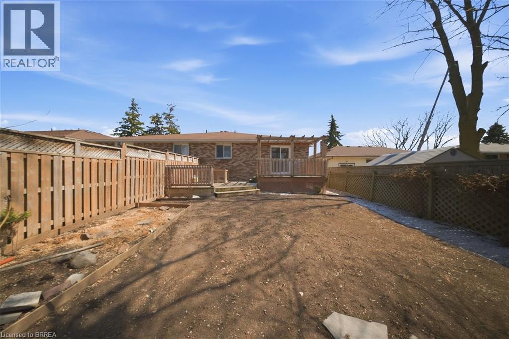 10 Clara Crescent, Brantford, Ontario  N3S 7C7 - Photo 37 - 40815330