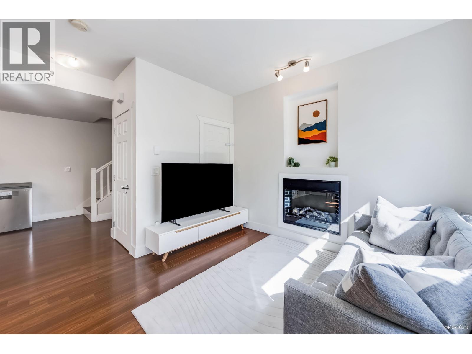 228 5155 Watling Street, Burnaby, British Columbia  V5J 1W8 - Photo 6 - R3107329