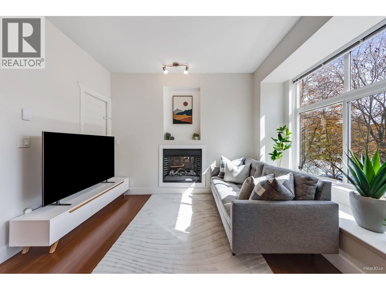 228 5155 Watling Street, Burnaby, British Columbia  V5J 1W8 - Photo 5 - R3107329