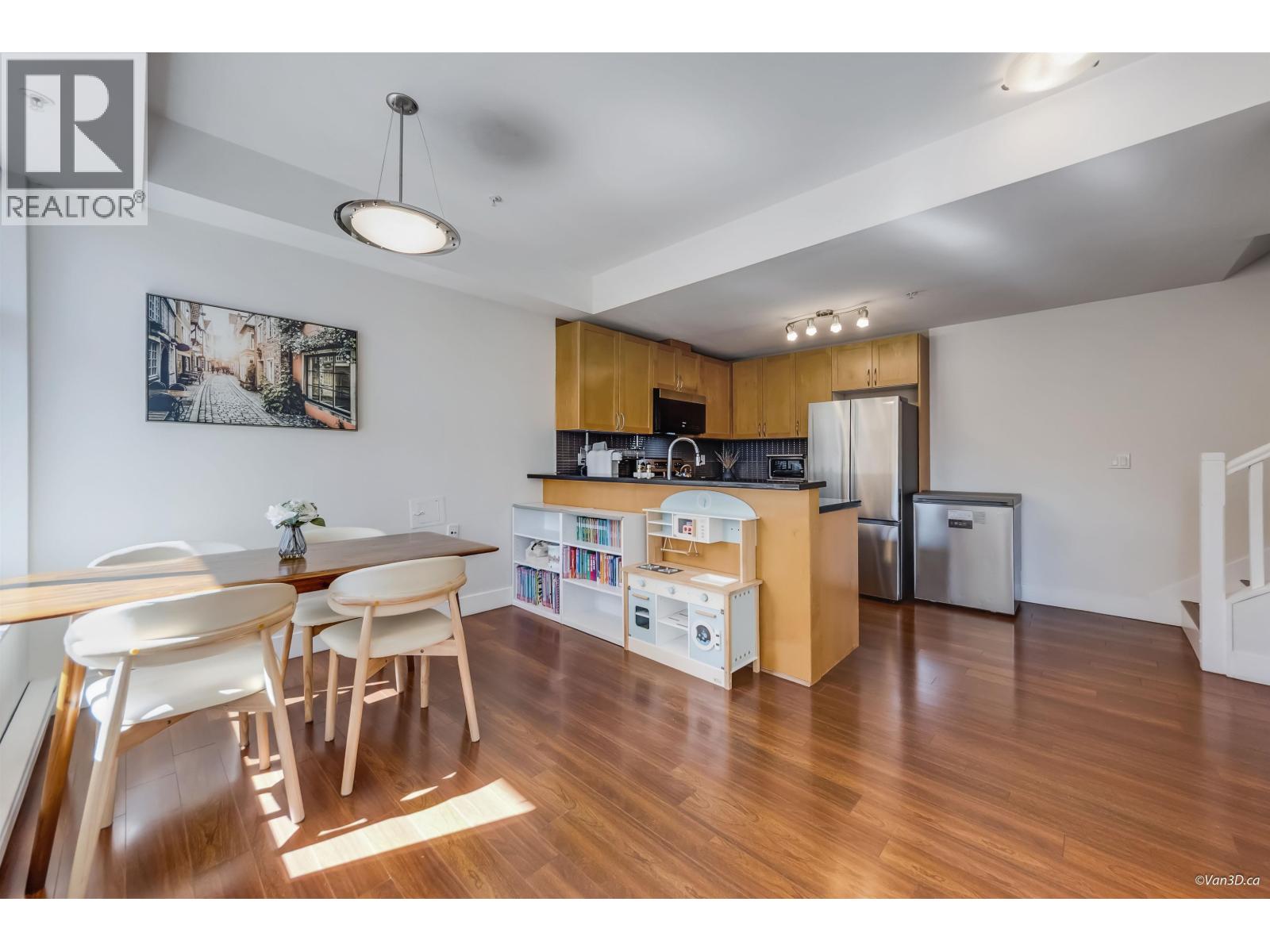 228 5155 Watling Street, Burnaby, British Columbia  V5J 1W8 - Photo 9 - R3107329