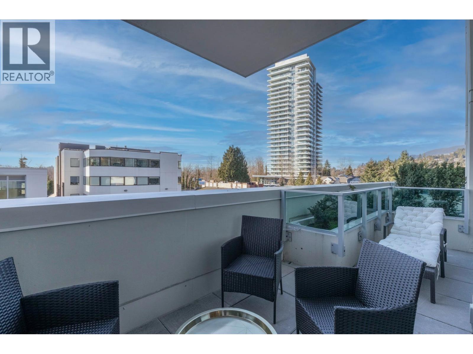 201 1675 Lions Gate Lane, North Vancouver, British Columbia  V7P 3B4 - Photo 8 - R3108330