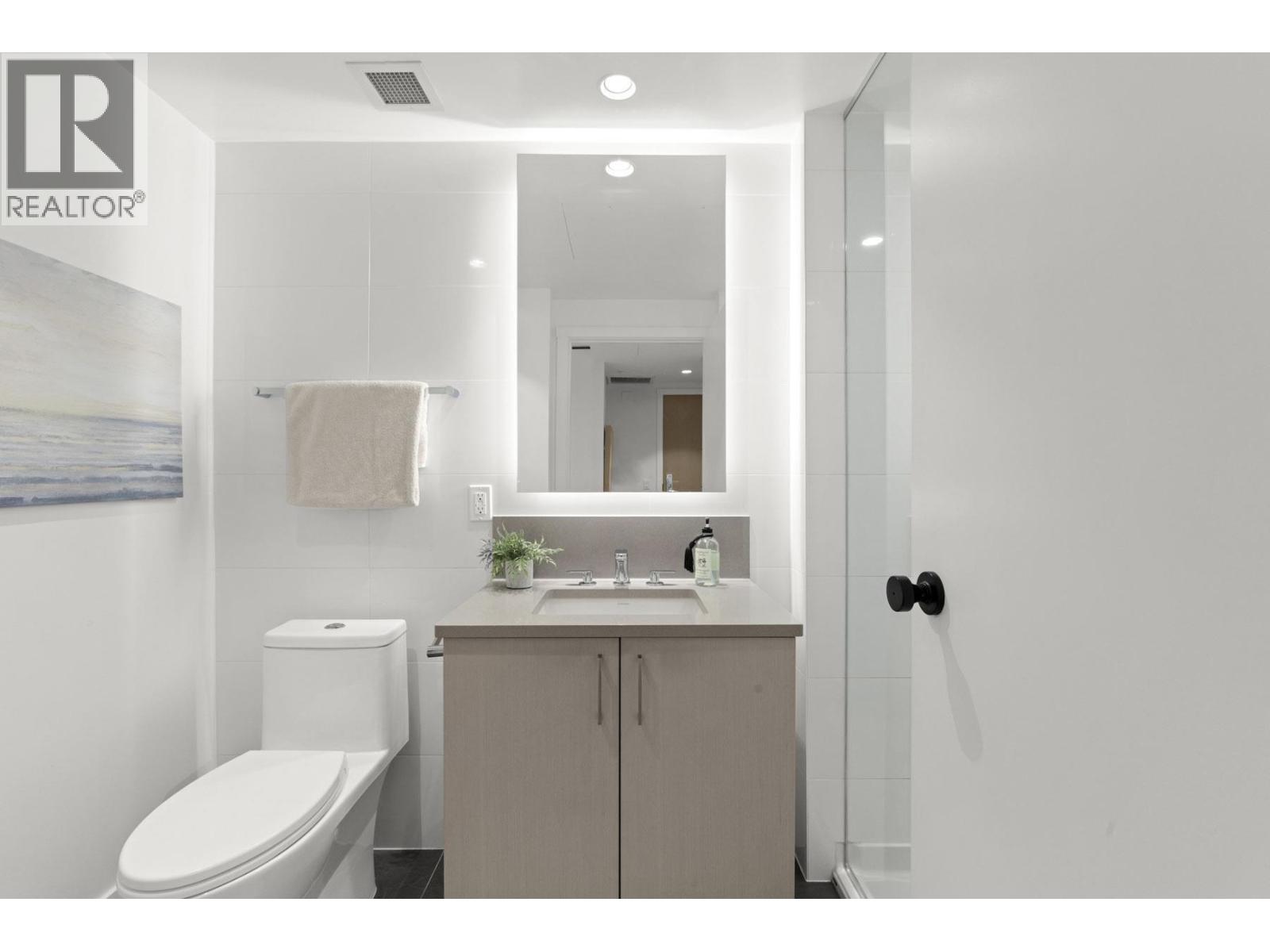 201 1675 Lions Gate Lane, North Vancouver, British Columbia  V7P 3B4 - Photo 15 - R3108330