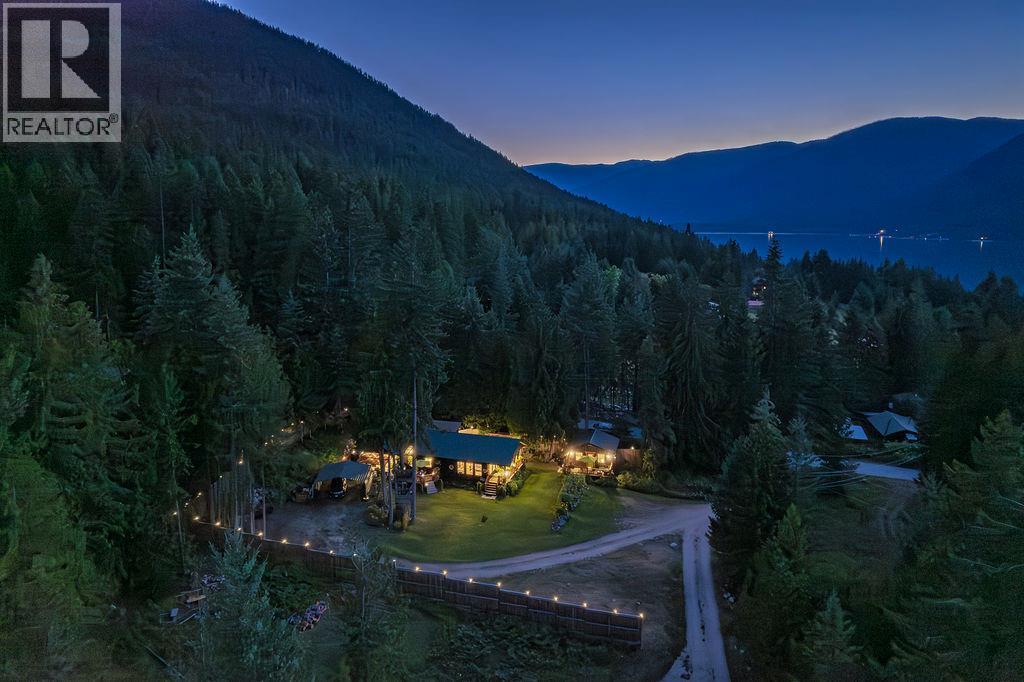 790 & 794 LEWIS Road, Harrop, British Columbia