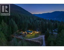 790 & 794 LEWIS Road, Harrop, British Columbia