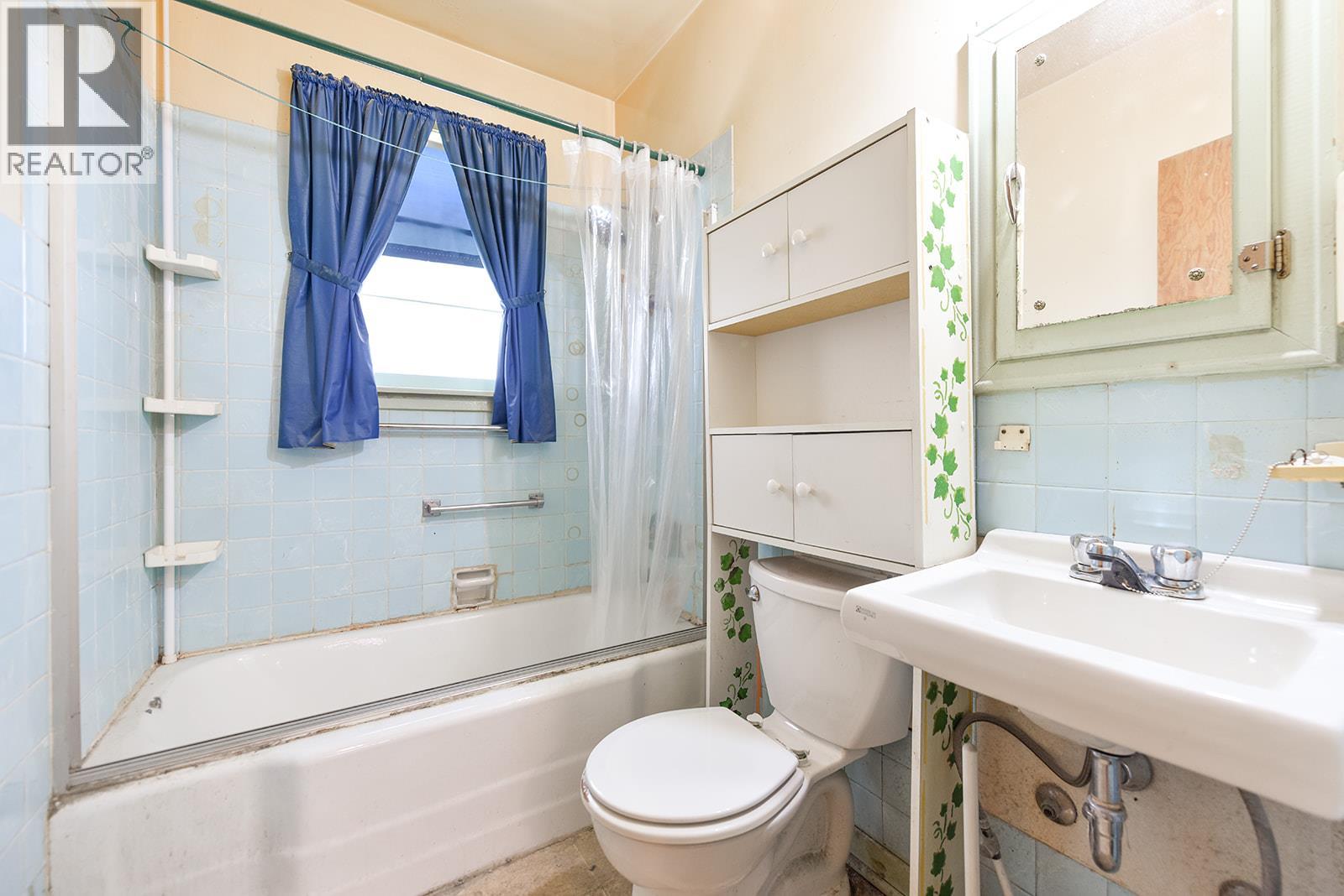 130 Jermyn Avenue, Penticton, British Columbia  V2A 2E1 - Photo 6 - 10382428