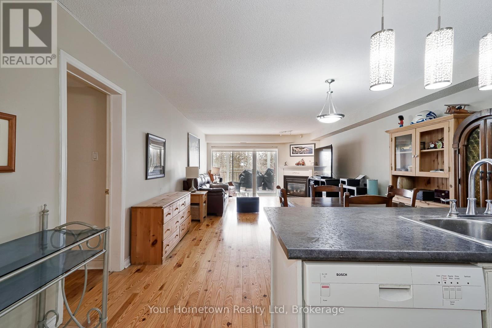 9 - 10 Mulligan Lane, Wasaga Beach, Ontario  L9Z 1C4 - Photo 7 - S12970254